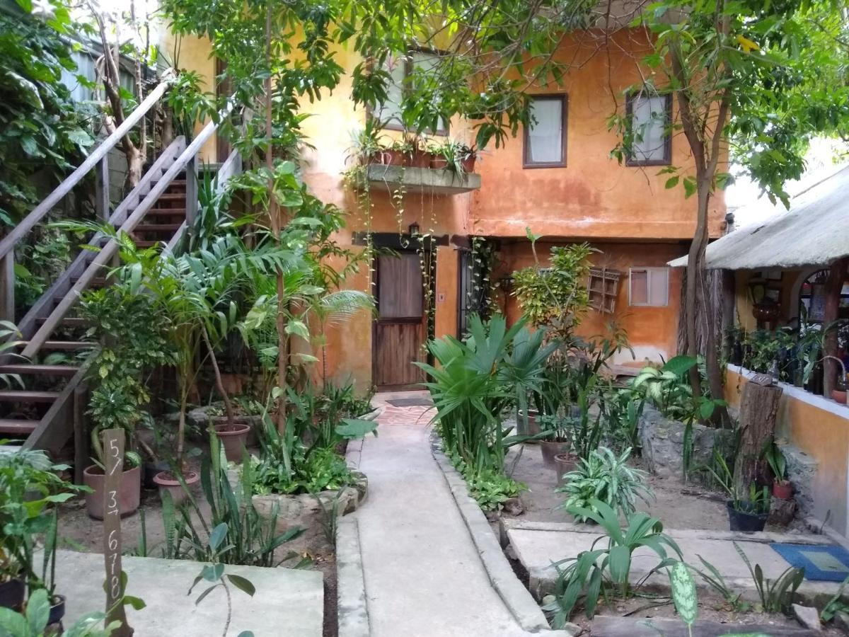 Отель Casitas Kinsol Пуэрто-Морелос Экстерьер фото